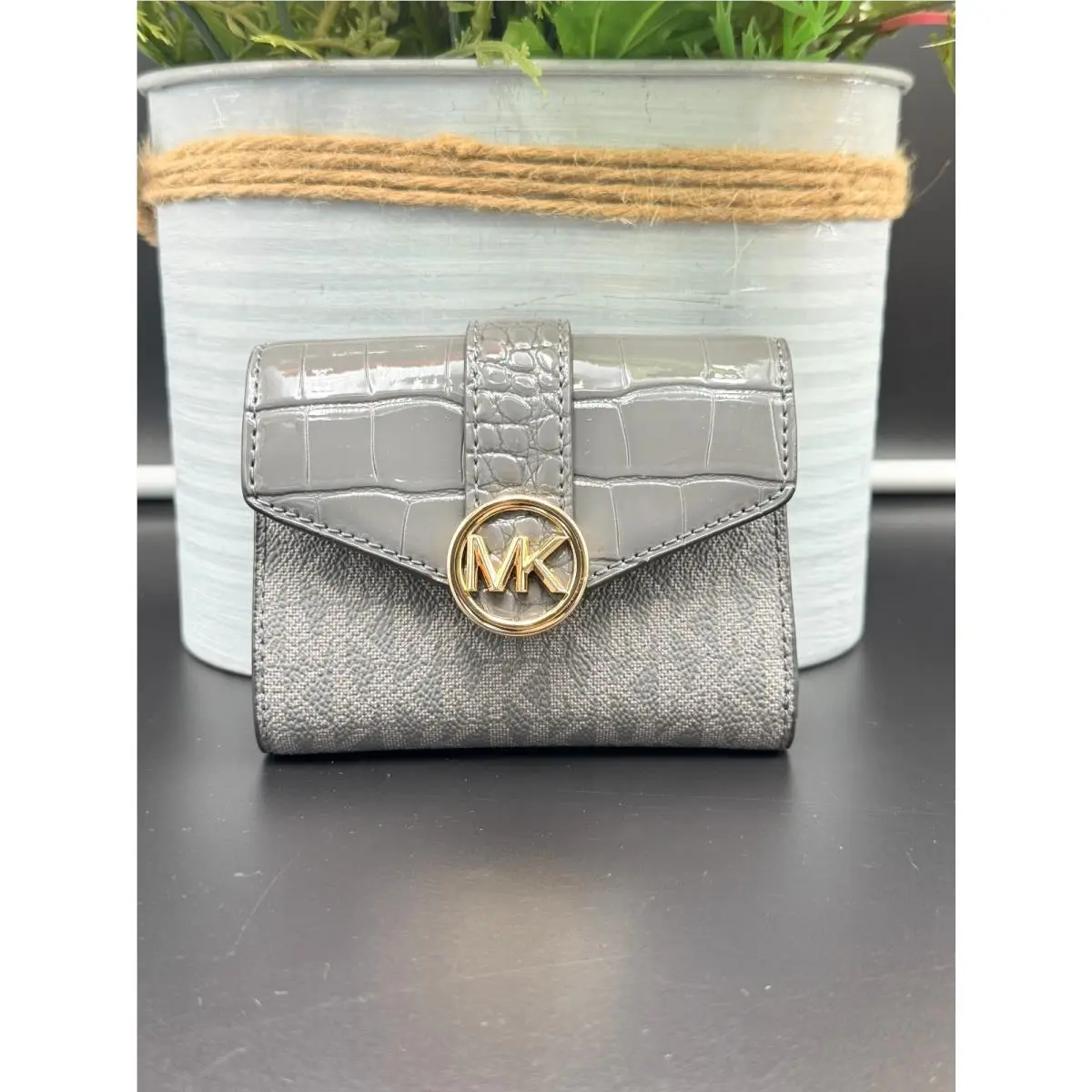 Michael Kors Carmen Medium Flap Bifold Wallet Heather Grey / Multi