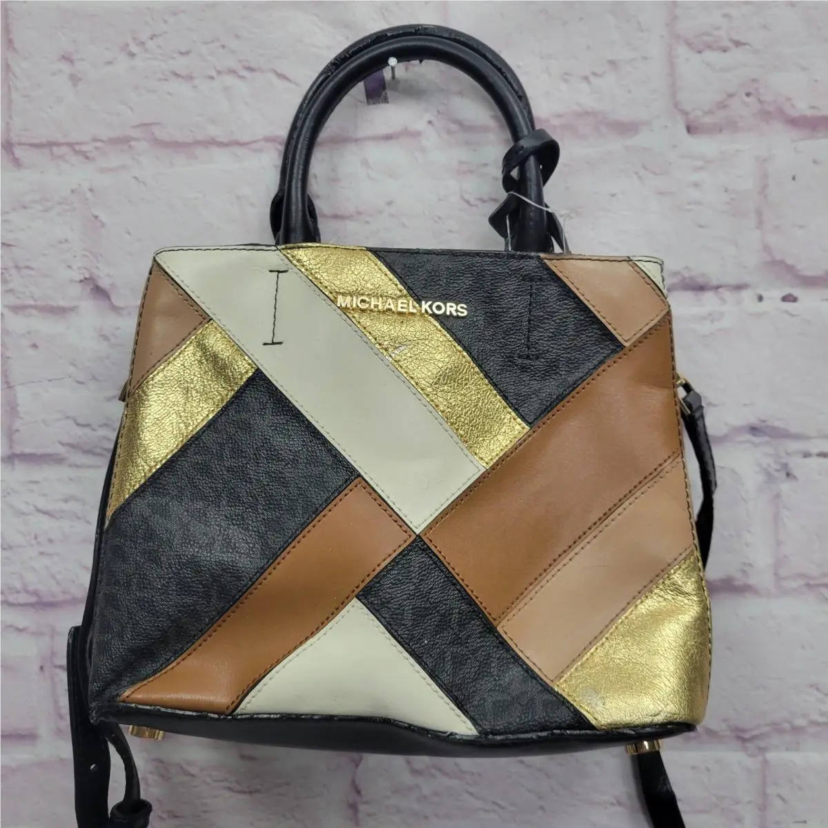 Michael Kors Adele Crossbody Bag 9.5x8 MD Messenger Leather Gold Flaw