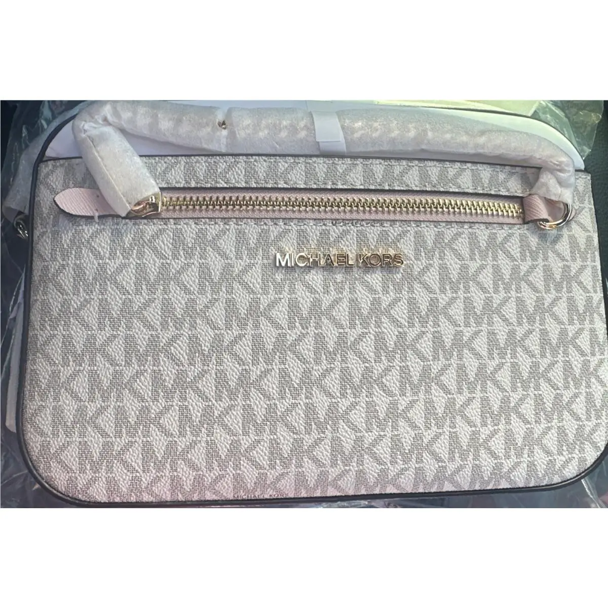 Michael Kors Jet Set Large East West Vanilla Pink Crossbody Bag