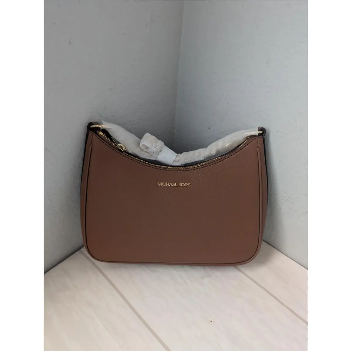 Michael Kors Jet Set Large Pebbled Leather Convertible Crossbody Bag Luggage