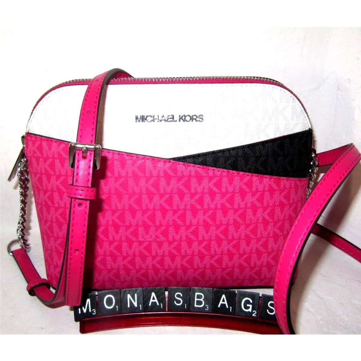 Michael Kors Jet Set Med Dome Signature Crossbody Bag Dragonfruit Pink