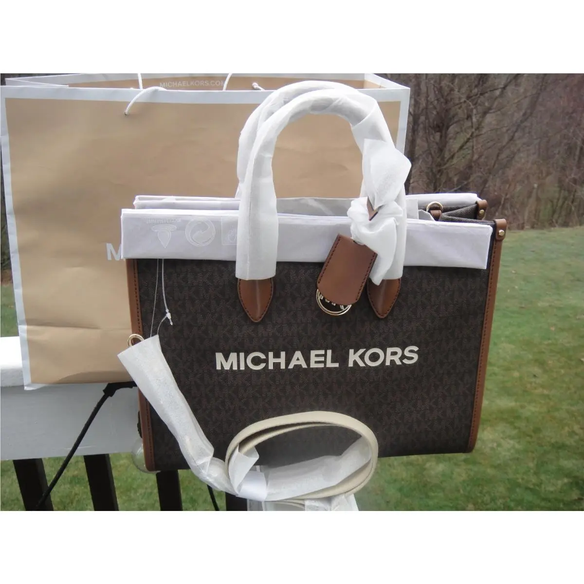 Mirella Medium Siggnature Logo Tote Bag.MSRP$398.00 100%Authent by Michael Kors