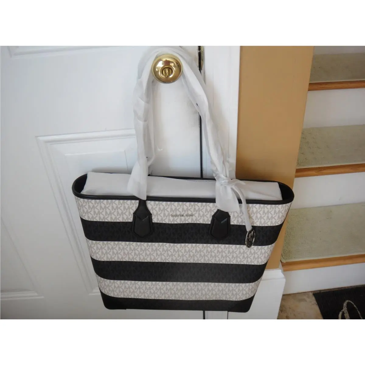 Eva Striped Large Black/noir Tote Bagmsrp $358.00.100%AUTHENTIC by Michael Kors