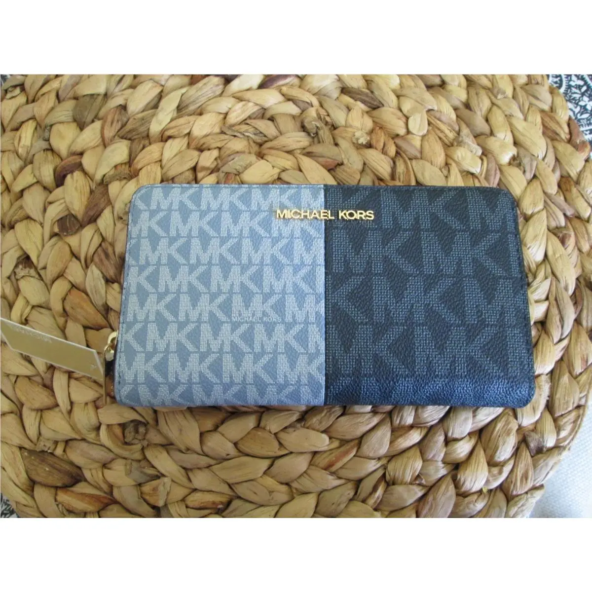Michael Kors Jet Set Medium Multifunction Phone Wallet in Chambray/ NWT/98.00