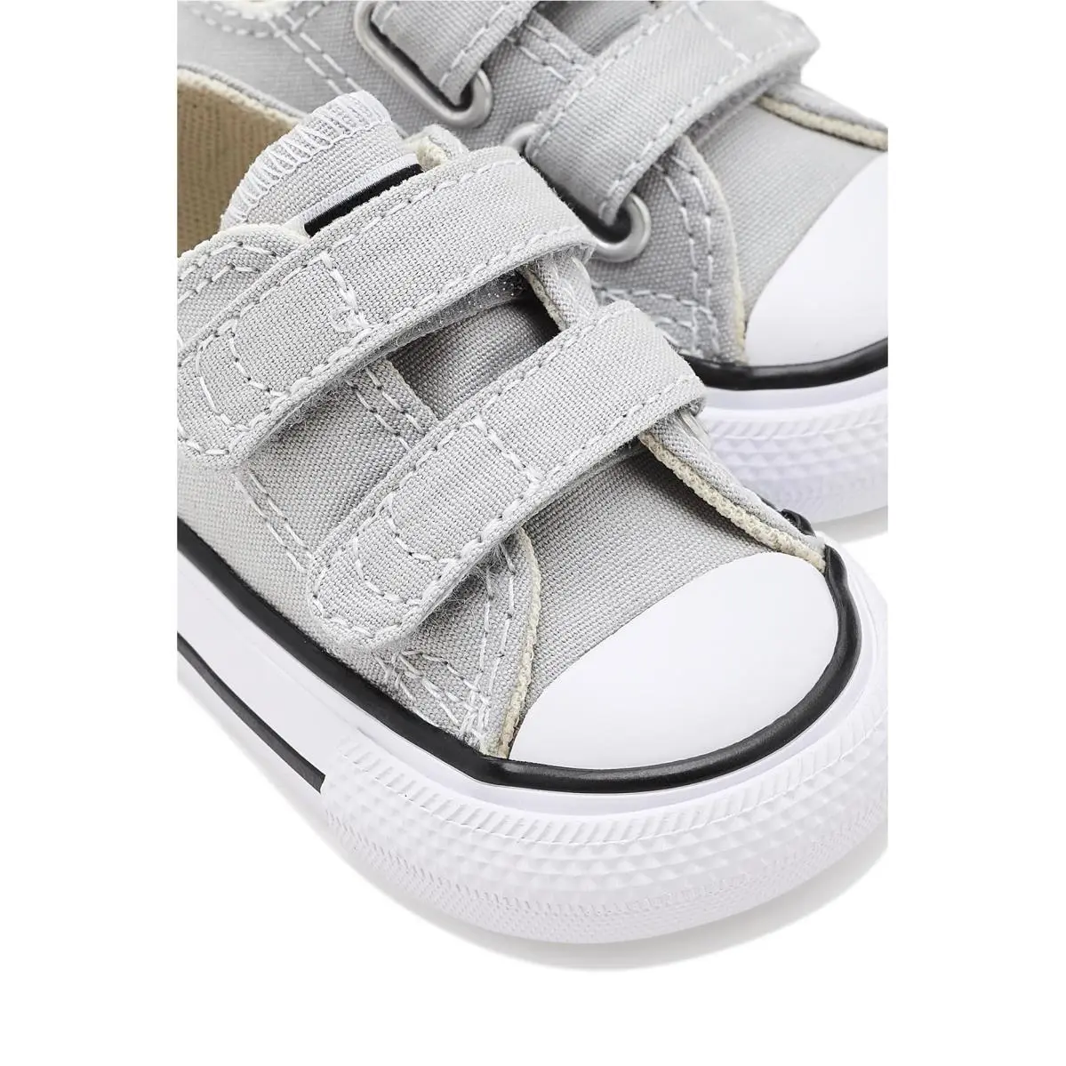 Converse shoes - Grey Area 4