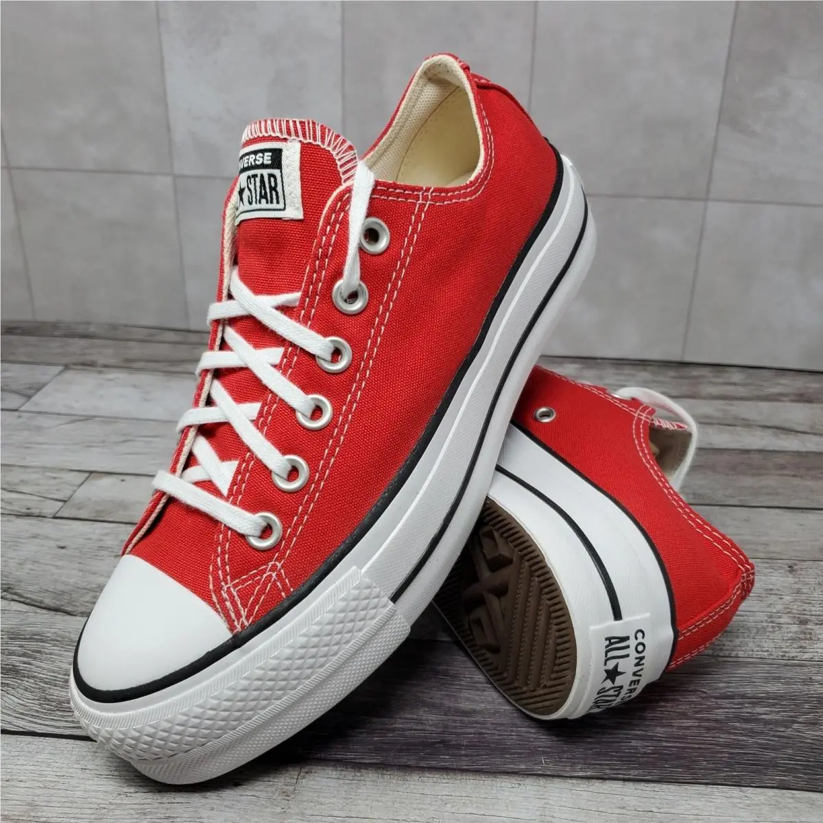 Converse Chuck Taylor All-star Lift Red White Women`s Size 7.5 A06839C