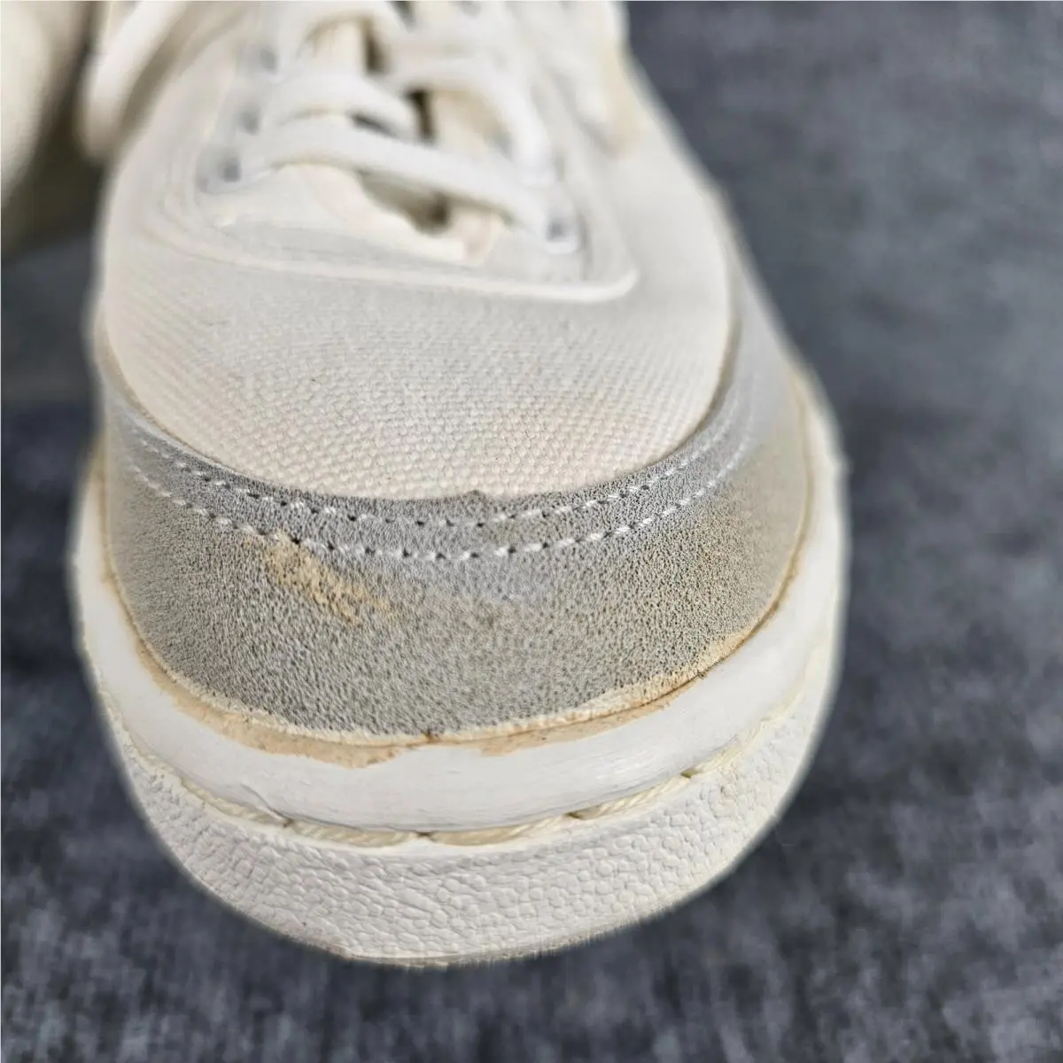 Converse shoes - White 11