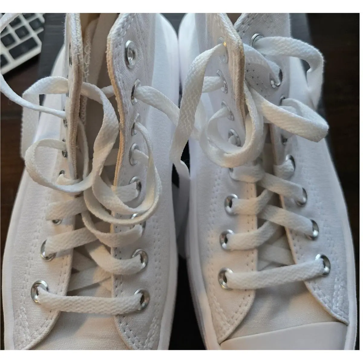 Converse shoes - Chuck Taylor All Star Move - White 1