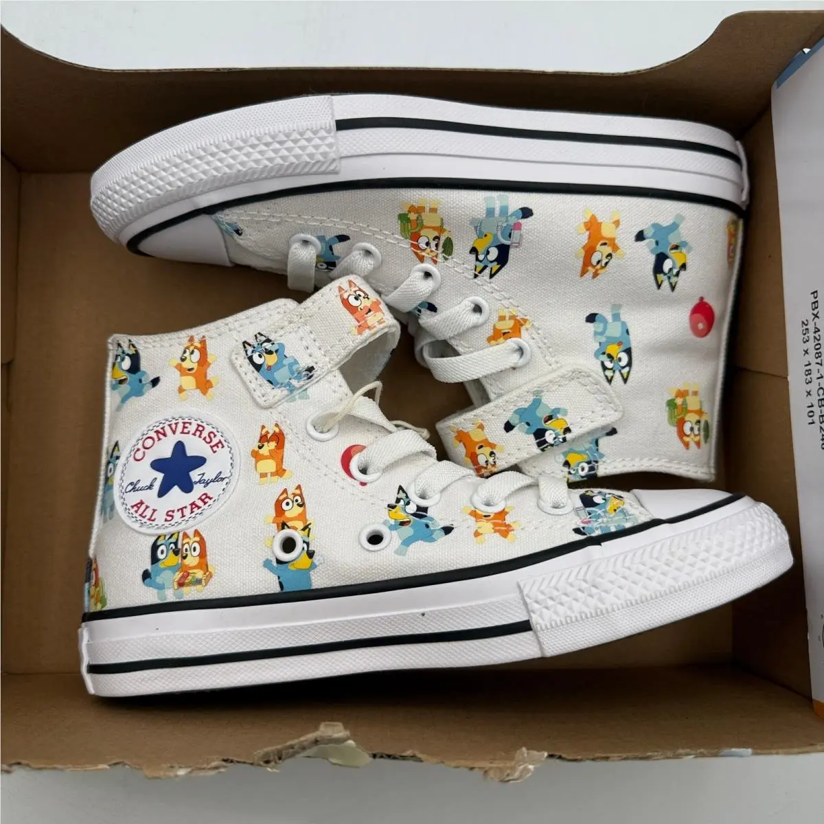 Converse shoes - Chuck Taylor All Star 1V Hi - White 5