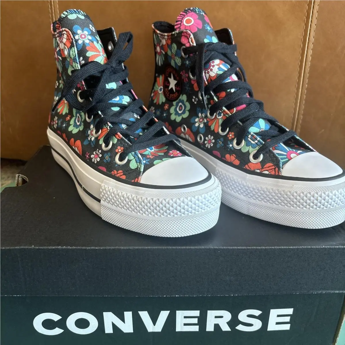 Converse Women Chuck Taylor All Star Hi Lift Y2K Floral Sneakers 5.5 Limited