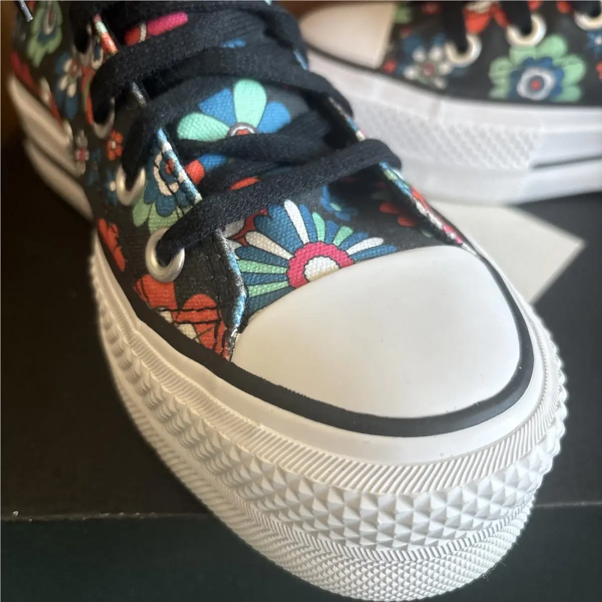 Converse shoes - Converse Chuck Taylor - Chuck Taylor - Multicolor 11
