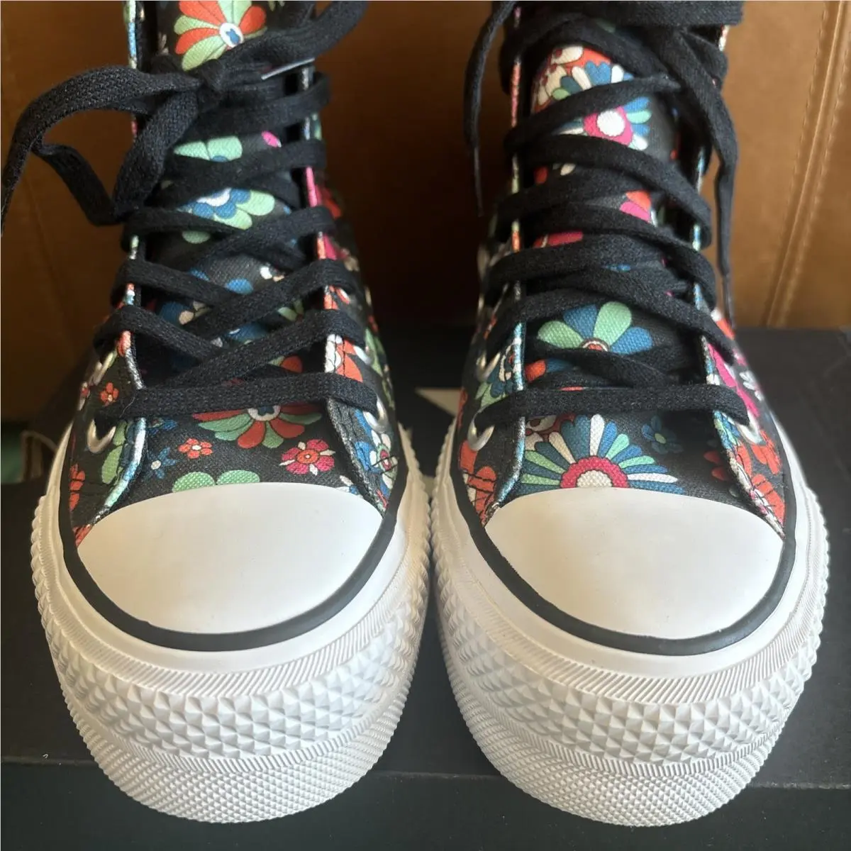 Converse shoes - Converse Chuck Taylor - Chuck Taylor - Multicolor 2