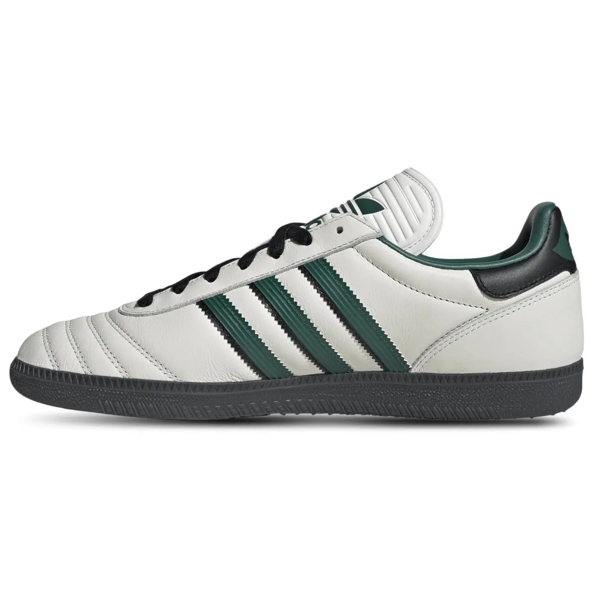 Adidas shoes - Core White/Collegiate Green/Carbon 5