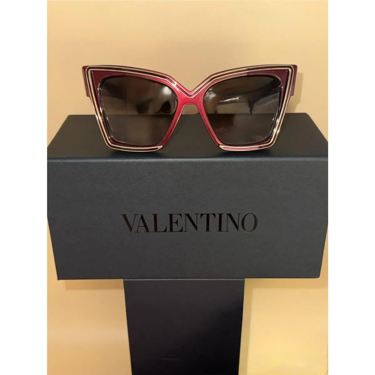 Valentino V-grace VLS-126B-54 Bdx Gold Red Wine Acetate Chunky Cateye Sunglasses