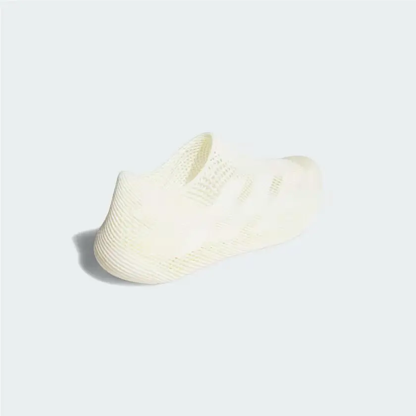 Adidas shoes - Blanch Cargo / Core Black / Blanch Cargo 24