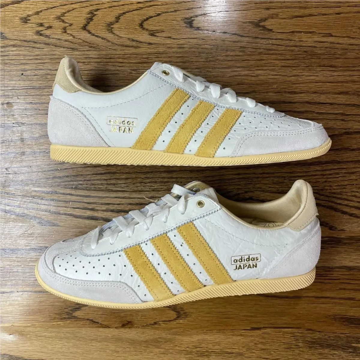 Adidas shoes - Japan - Japan - IG2011 - Off White / Spark / Orange Tint 0