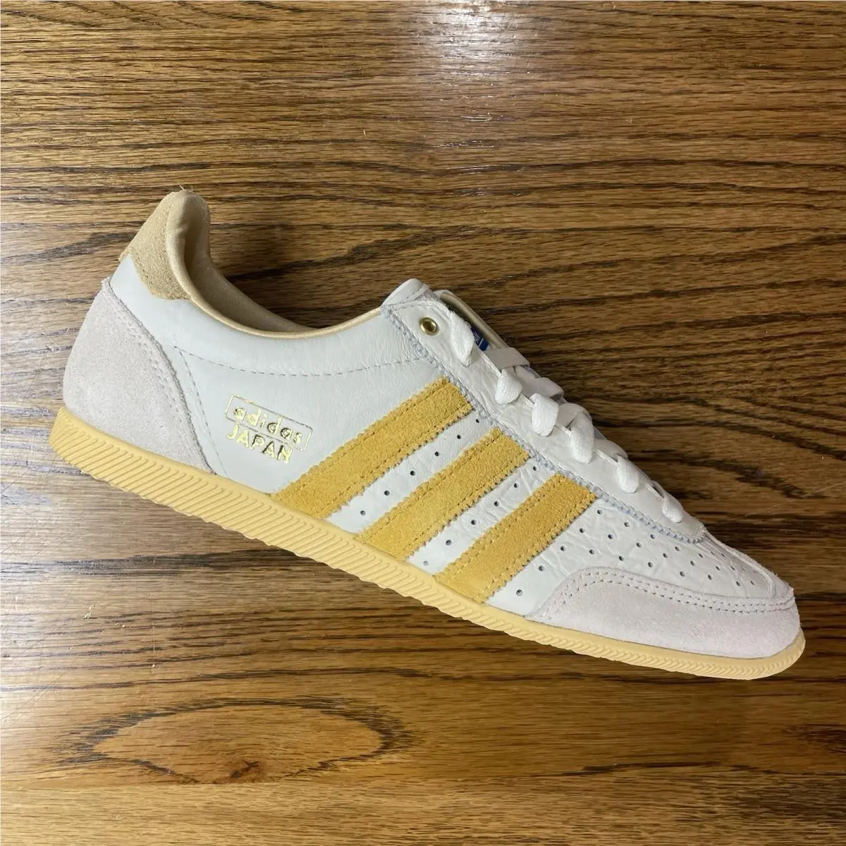 Adidas shoes - Japan - Japan - IG2011 - Off White / Spark / Orange Tint 5