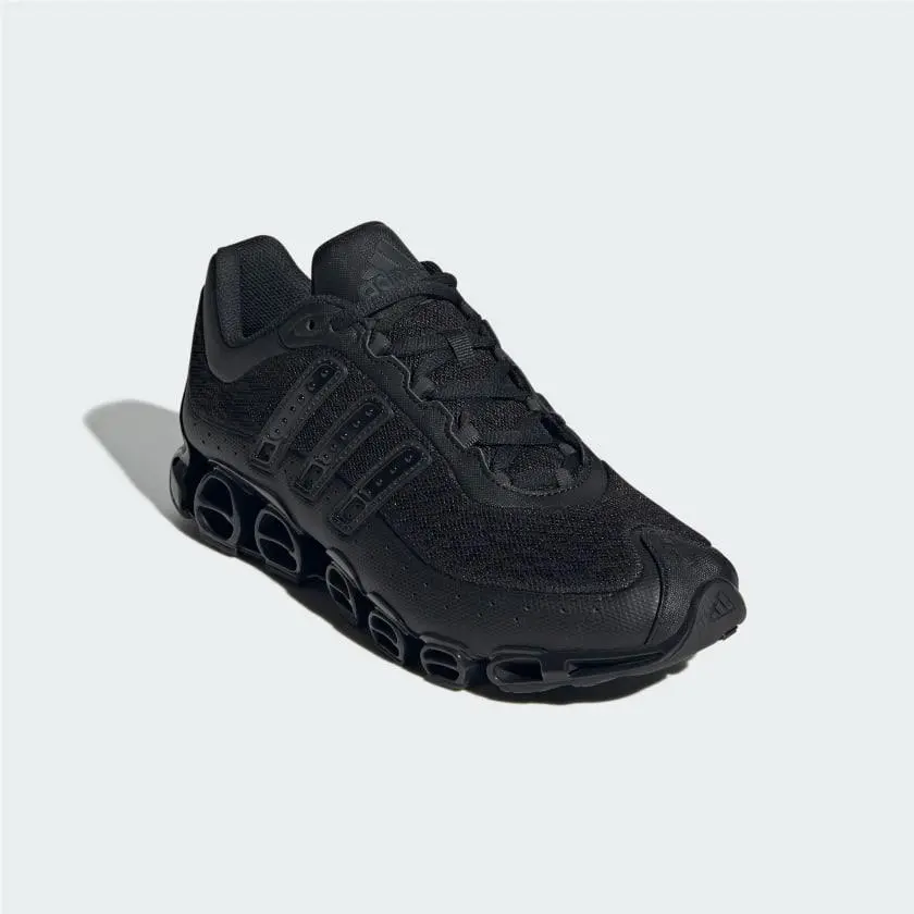 Adidas shoes - Core Black / Core Black / Carbon 2