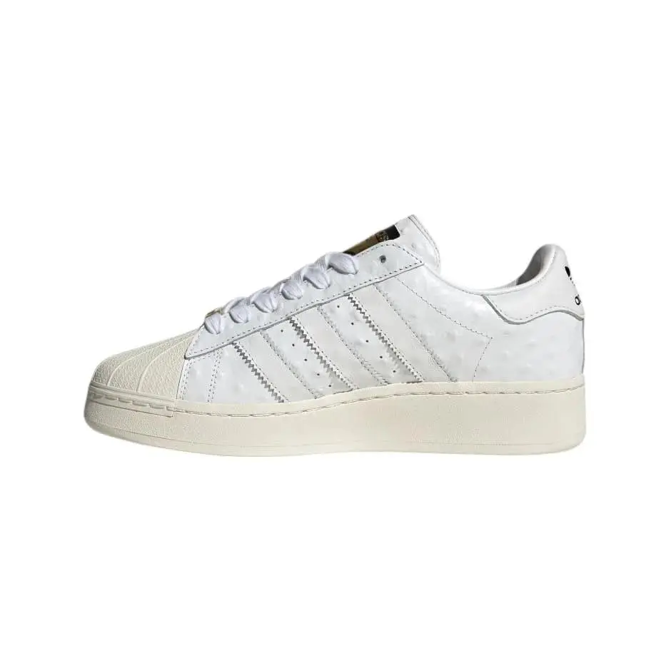 Adidas shoes - Cloud White / Cloud White / Gold Metallic 0