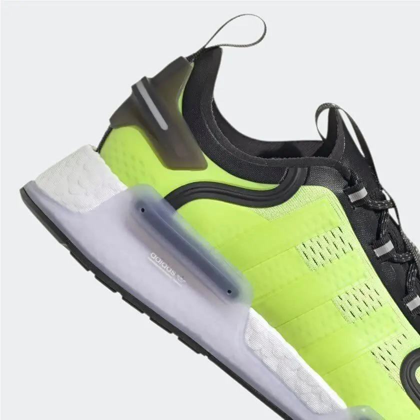 Adidas shoes - Color: Solar Yellow/Solar Yellow/Core Black 8