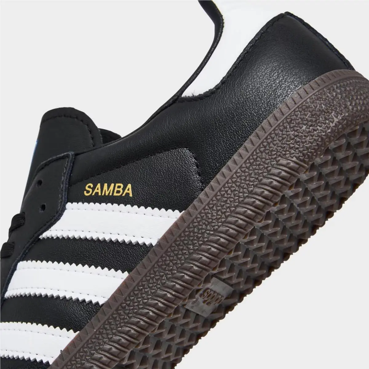 Adidas shoes - IE3678 001 - Core Black/Footwear White/Gum 5 0