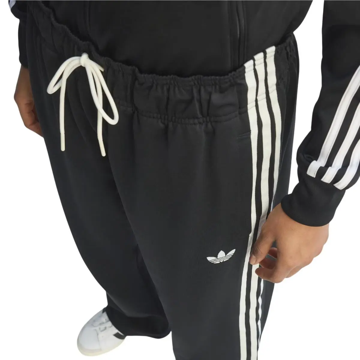 Adidas clothing - KA9351 - KA9351 - Black 10