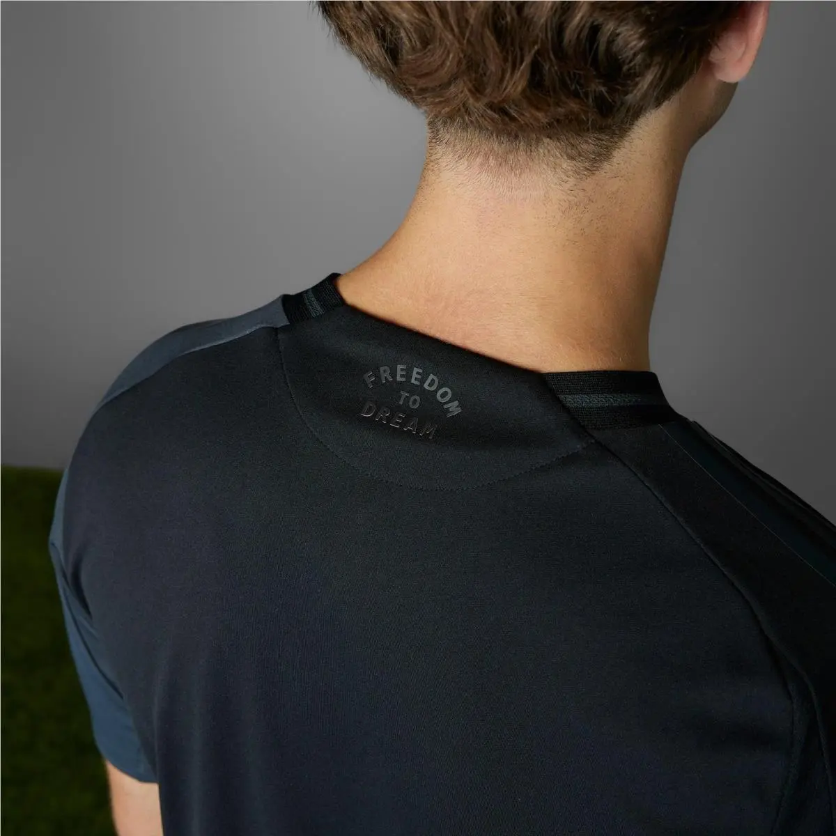 Adidas clothing - Black 5
