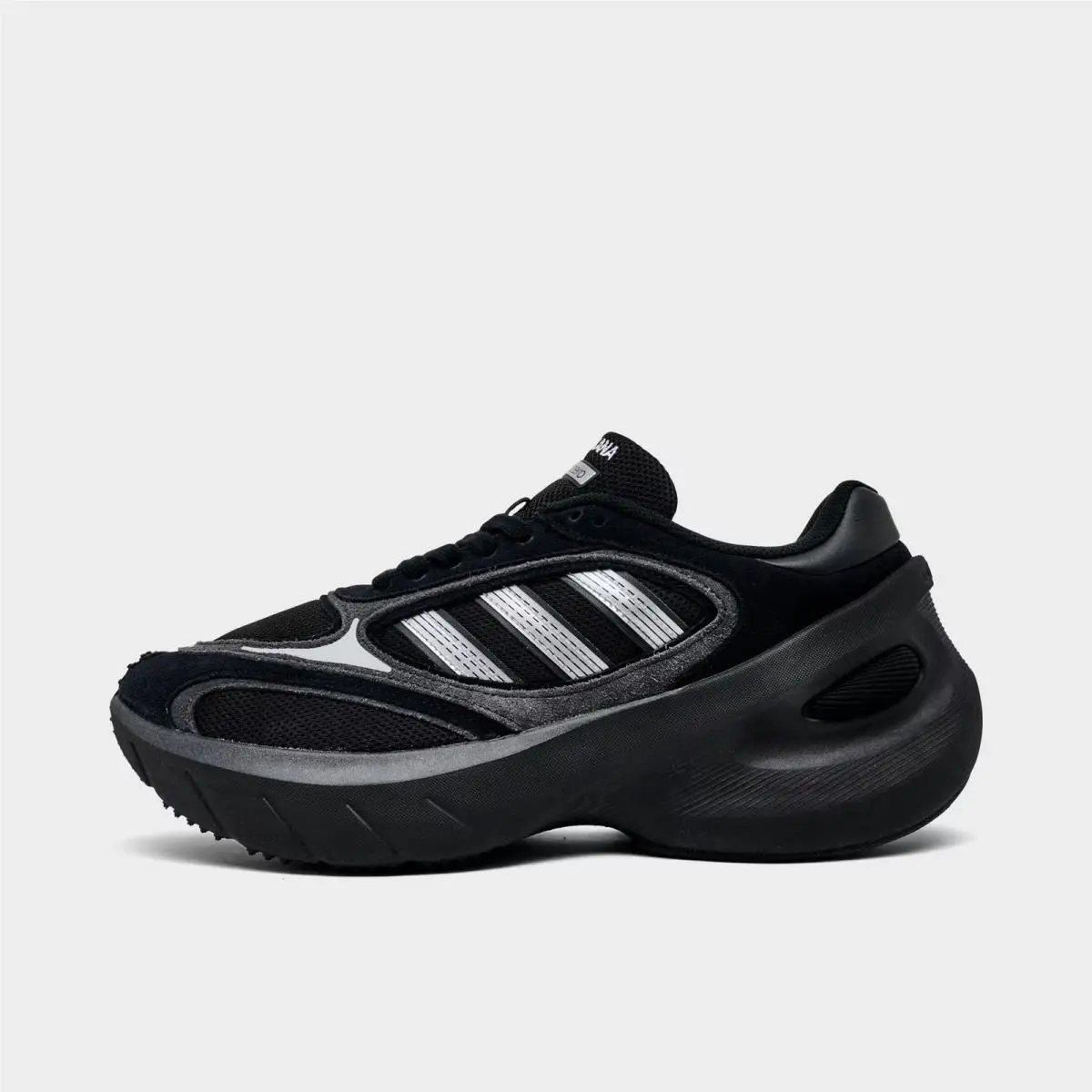 Adidas shoes - KJ7379 001 - Core Black/Silver Metallic/Carbon 3