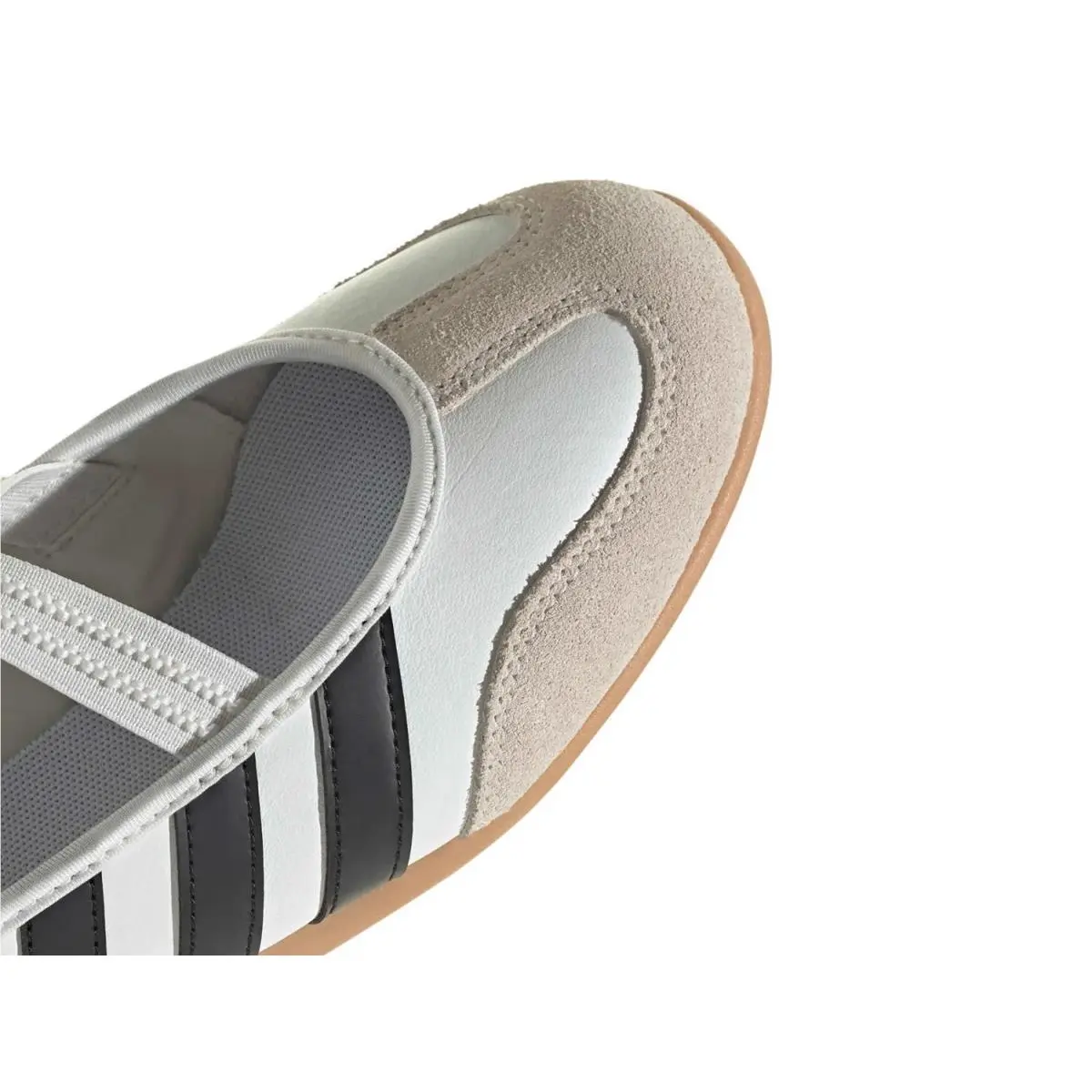 Adidas shoes - Black/White 32