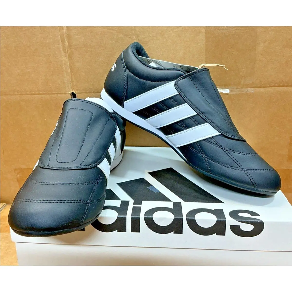 Adidas Tekwen Women`s Slip On Sneakers Shoe JS3871 Black White Size 9