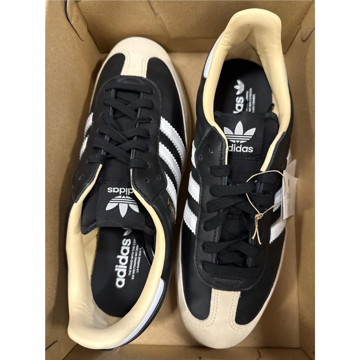 Adidas shoes - White 12