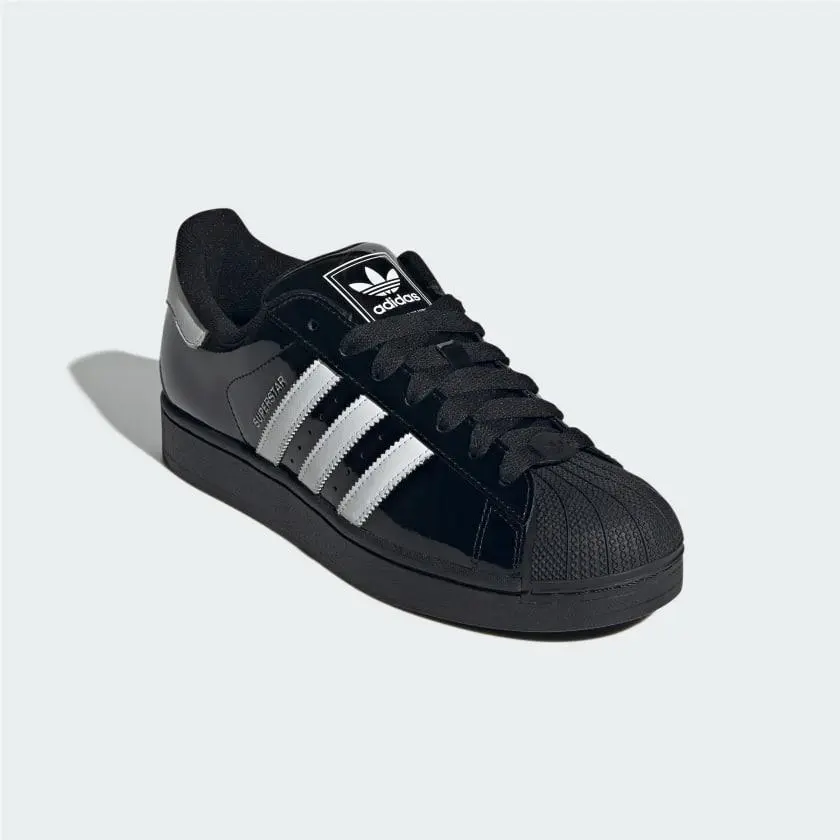 Adidas shoes - Core Black / Cloud White / Core Black 9