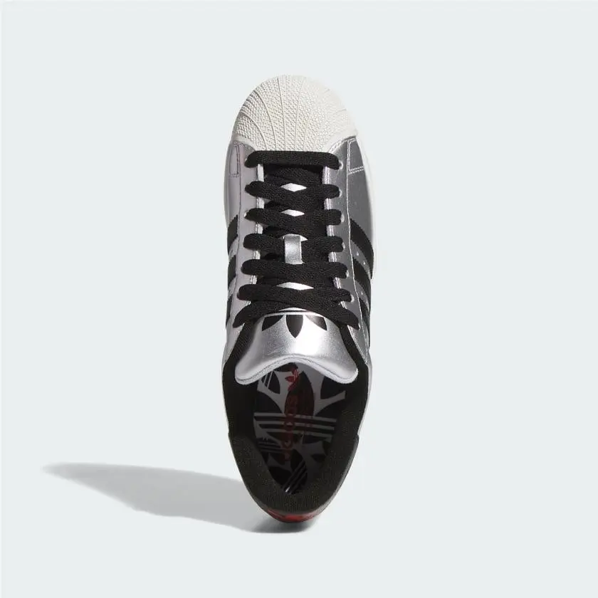 Adidas shoes - Core Black / Cloud White / Core Black 20