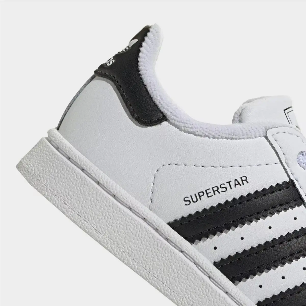 Adidas shoes - IH8896 100 - White/Black/White 0