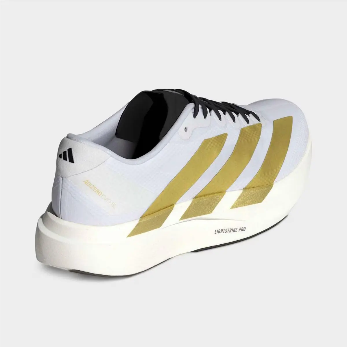 Adidas shoes - JQ4441 100 - Cloud White/Matte Gold/Black 2