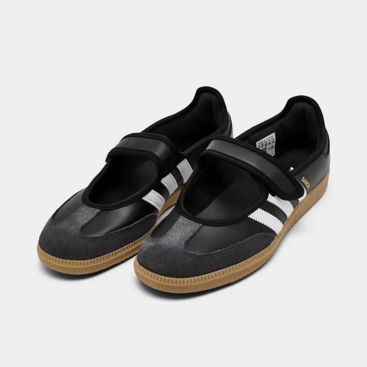 Adidas shoes - JQ6445 100 - Black/Carbon/Core Black 1
