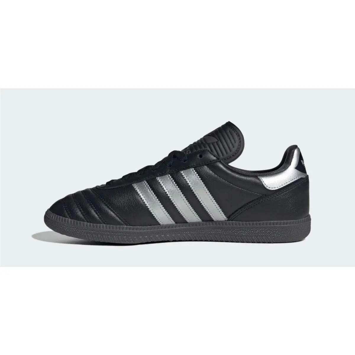 Adidas shoes - Black/Silver 9