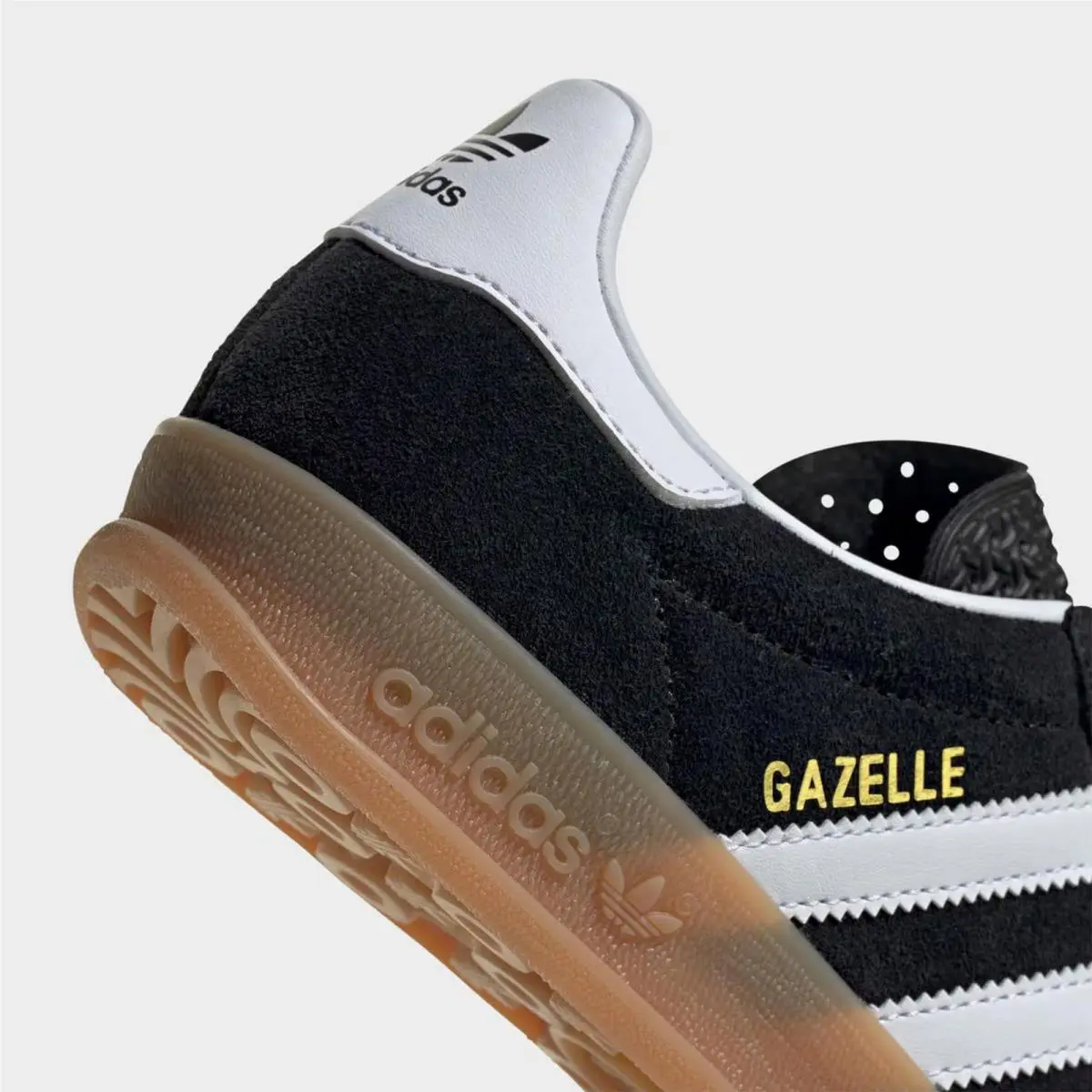 Adidas shoes - JQ8701 001 - Black/White/Gum 4
