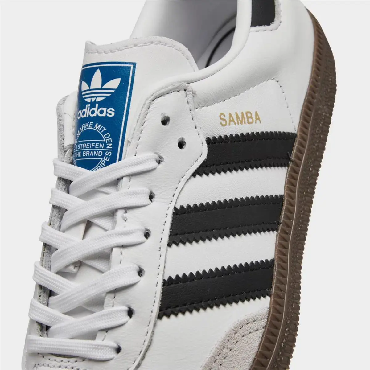 Adidas shoes - IE3677 100 - Footwear White/Core Black/Gum 5 4