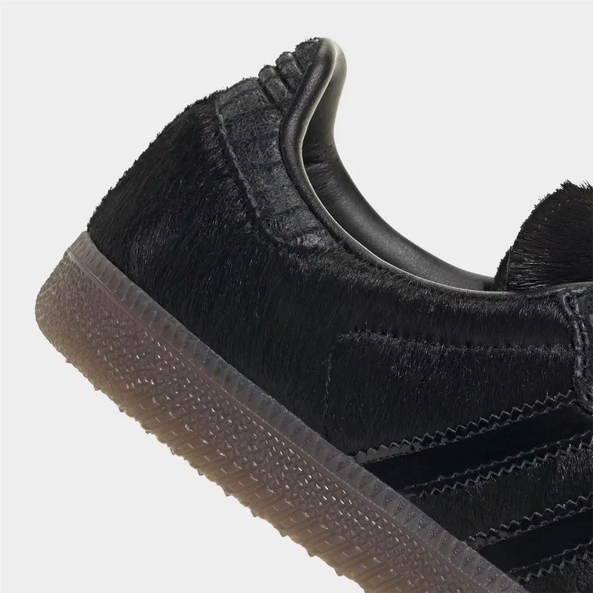 Adidas shoes - IH9149 001 - Core Black/Core Black/Off White 0