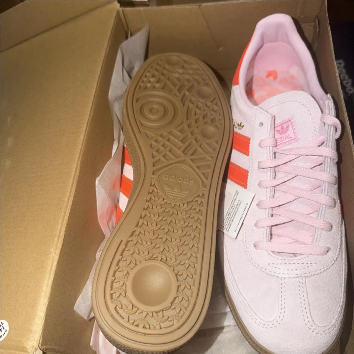 Adidas Handball Spezial Clear Pink Orange” Colorway Women’s Sz 8 JS0250