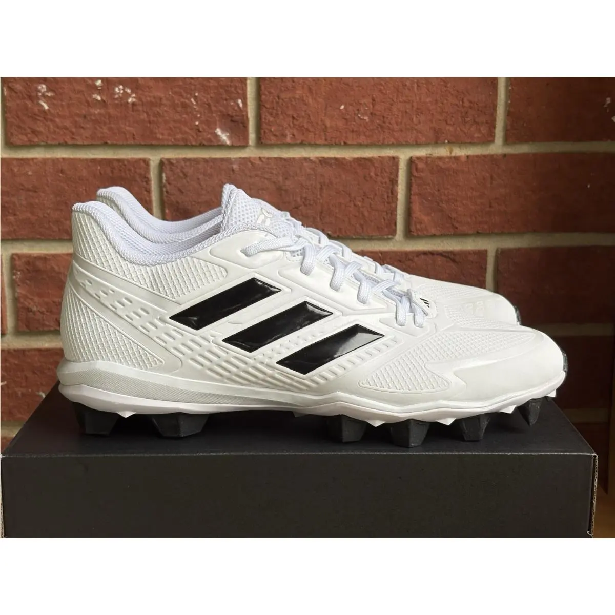 Adidas Icon 8 MD White Black Size 10.5 Mens Baseball Cleats