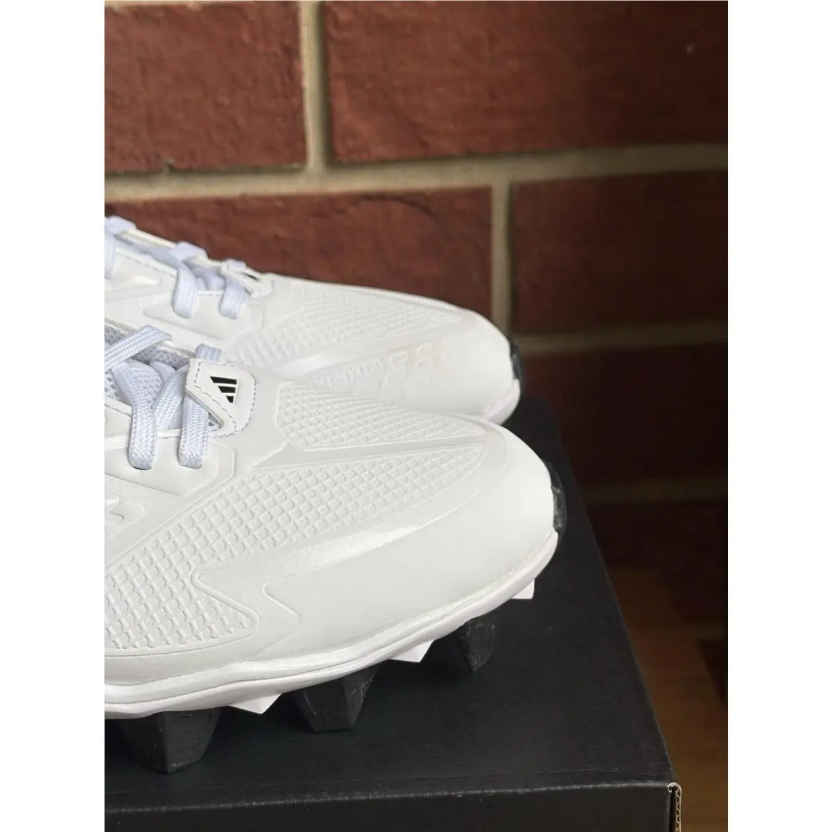 Adidas shoes - adidas Icon 8 - Icon - JQ2562 - White 3