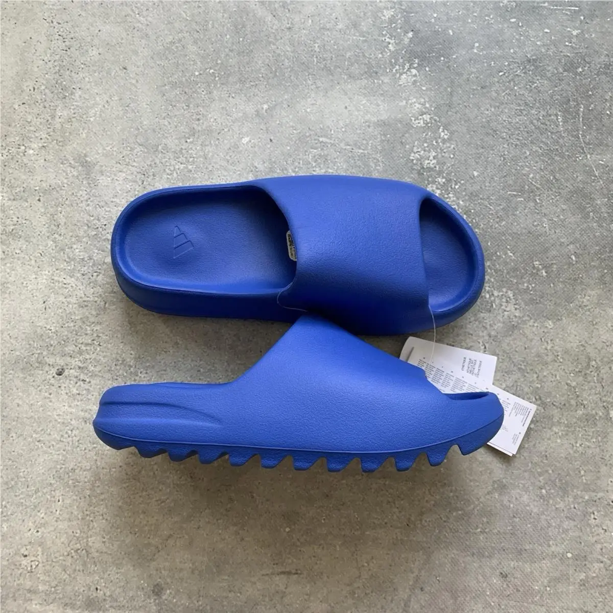 Adidas Yeezy Slide Azure Blue ID4133 Size US 9 UK 9 Eur 43
