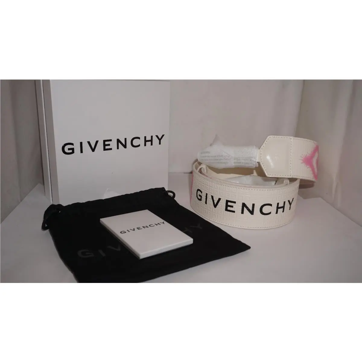 Givenchy Leather Strap W Hook White Pink Made In Italy