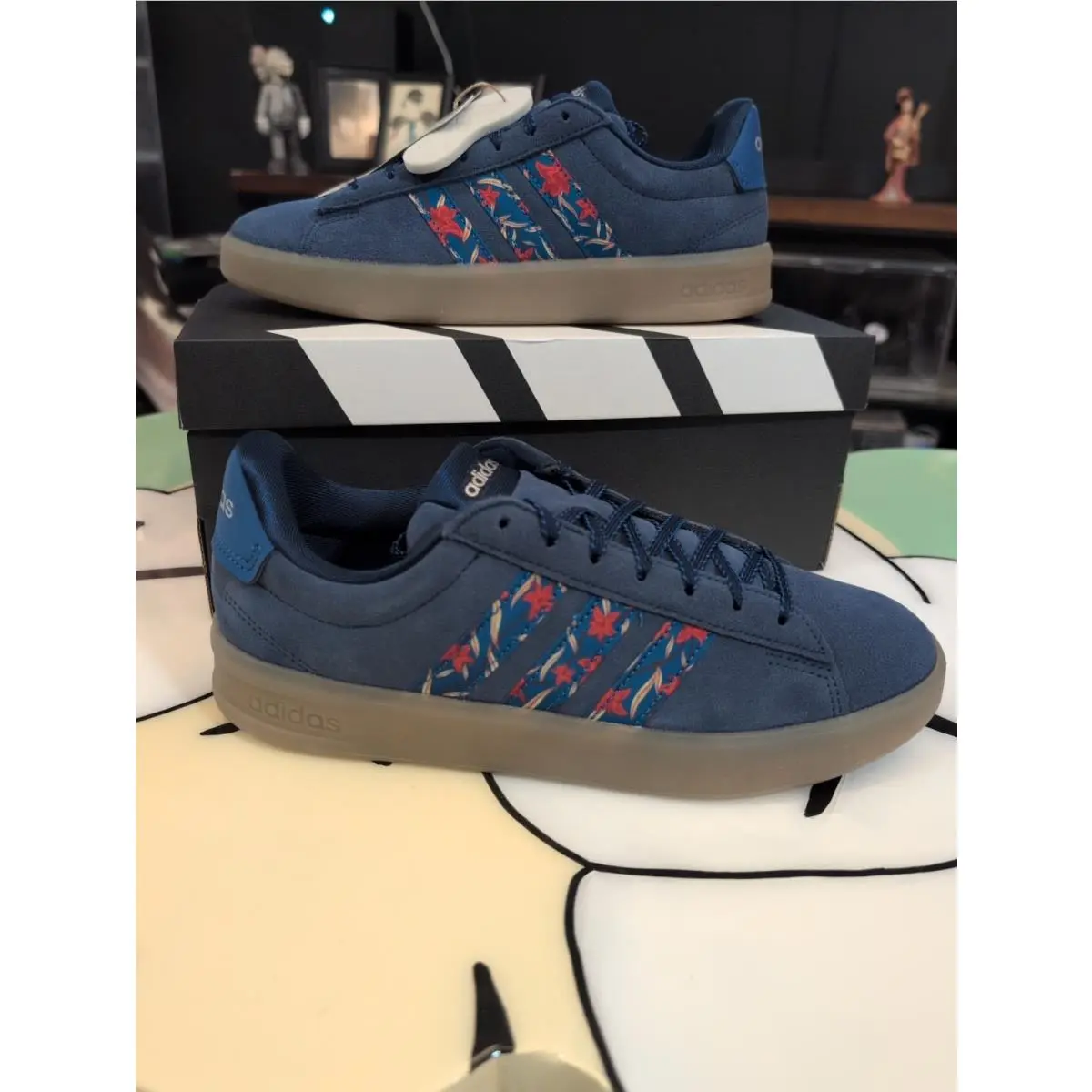 Adidas Grand Court 3.0 Women`s Low Top Size 7.5 Blue/red Floral Lace-up KI3354 7