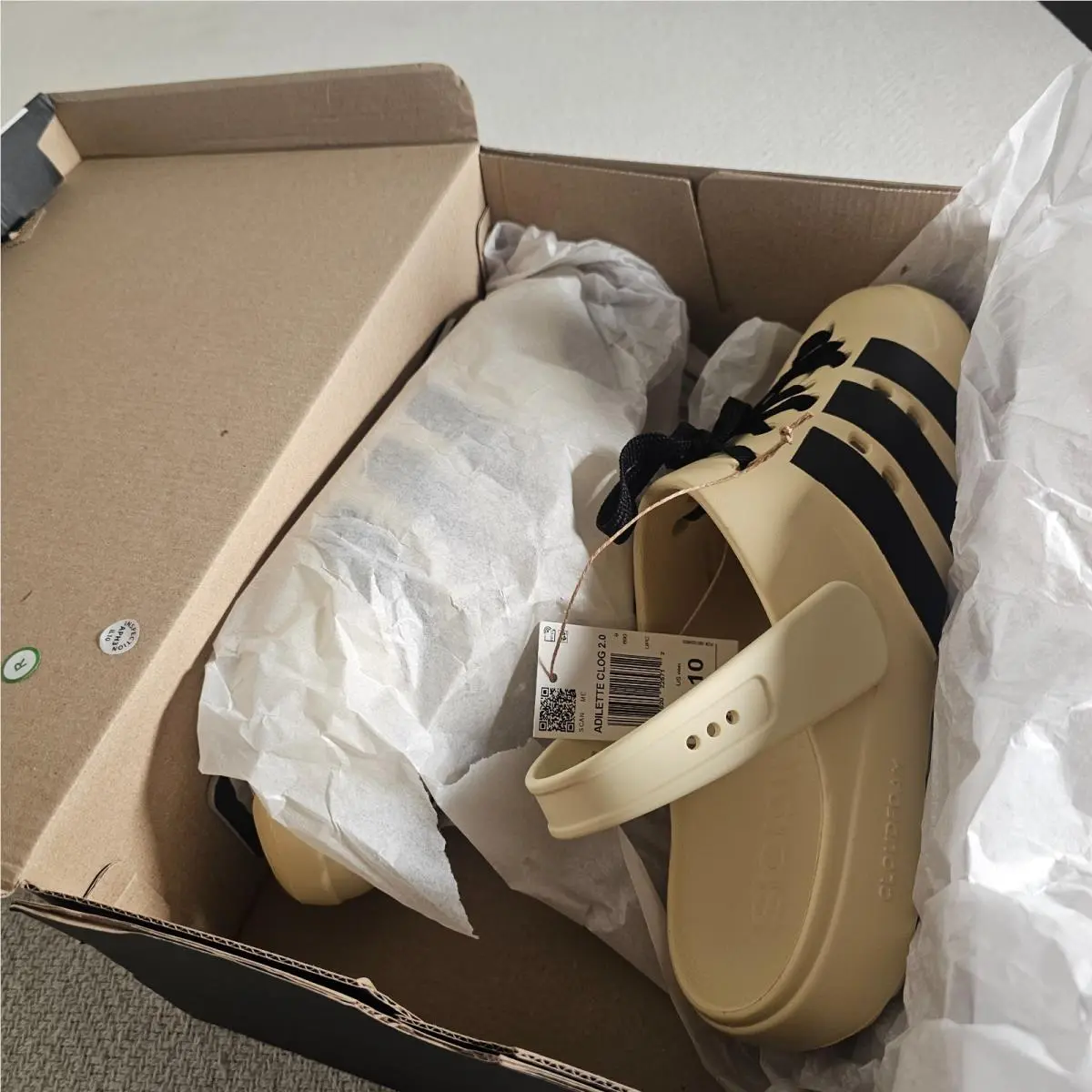 Adidas shoes - adidas adilette - adilette - JR4026 - Gold 0