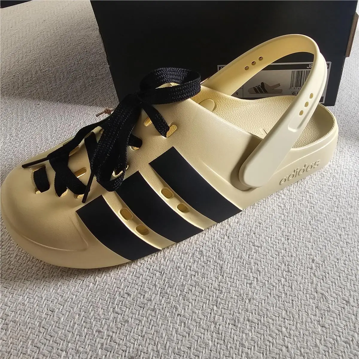 Adidas shoes - adidas adilette - adilette - JR4026 - Gold 1