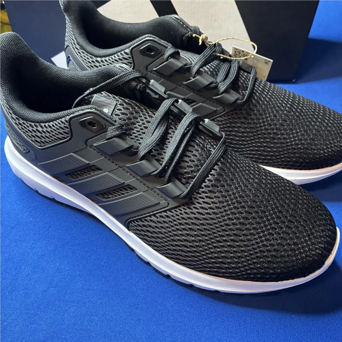 Adidas Ultimashow FX3636 Black White Running Shoes Sneakers Womens Size 9.5