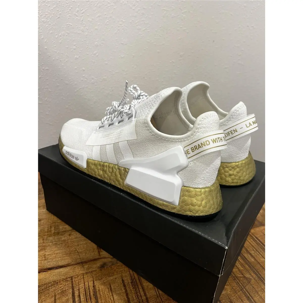 Adidas shoes - Adidas NMD_R1 V2 - FW5450 - White 2